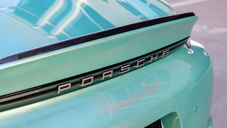 Porsche 718 Spyder RS