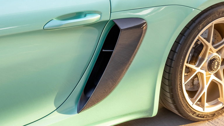 Porsche 718 Spyder RS