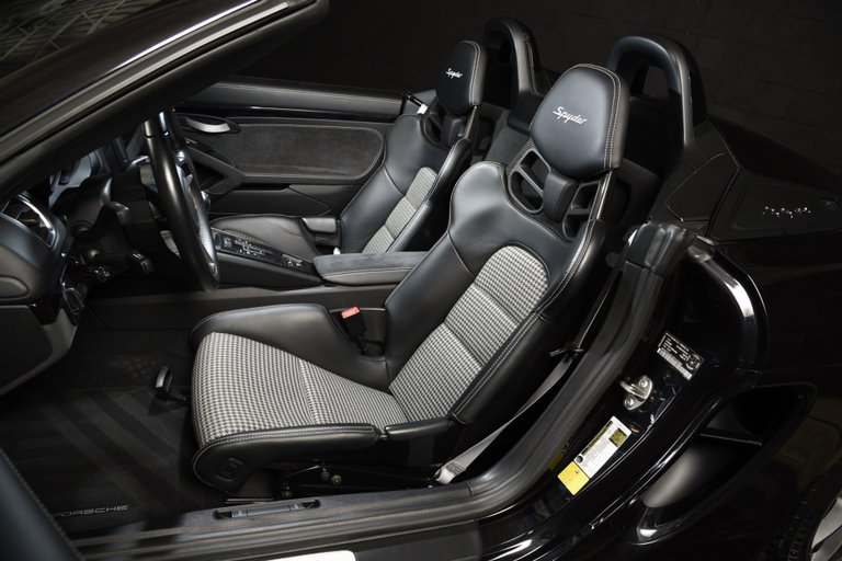 Porsche 981 Boxster Spyder