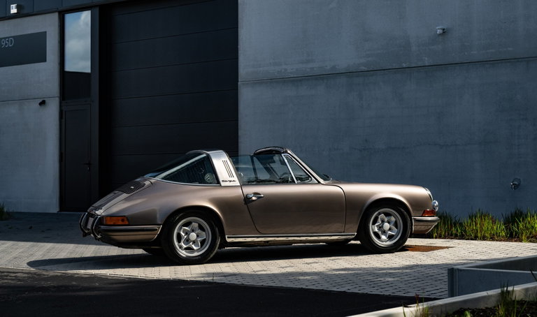 Porsche 911 T