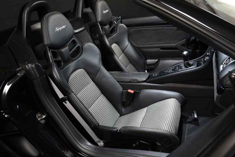 Porsche 981 Boxster Spyder