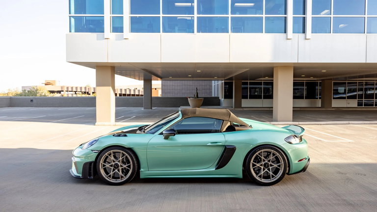 Porsche 718 Spyder RS