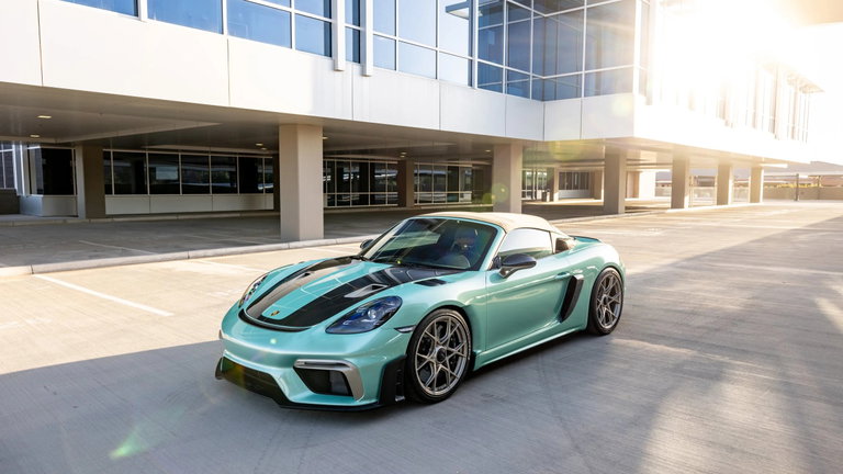 Porsche 718 Spyder RS