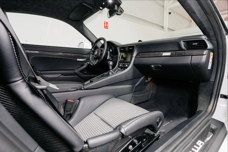 Porsche 911 R