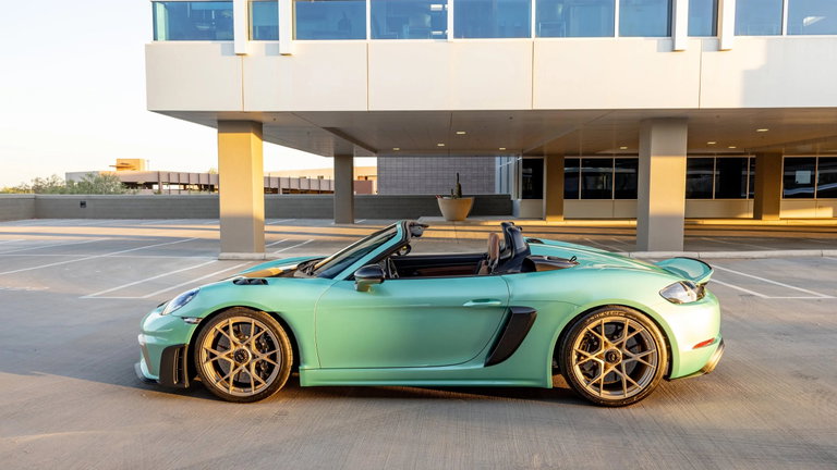 Porsche 718 Spyder RS