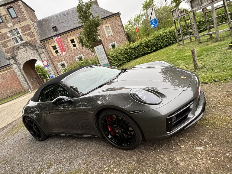 Porsche 992 Carrera GTS