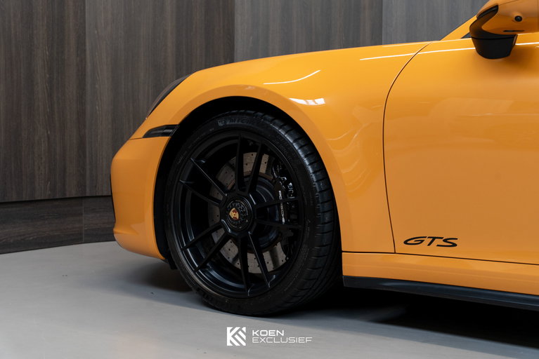 Porsche 992 Carrera GTS