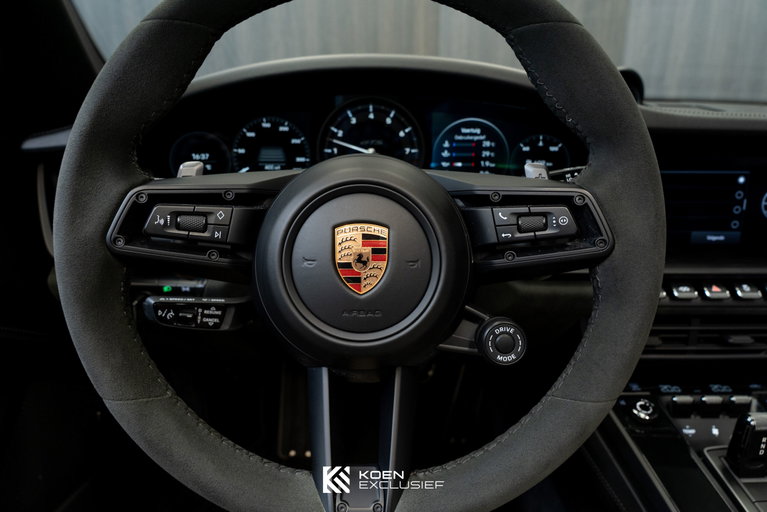 Porsche 992 Carrera GTS