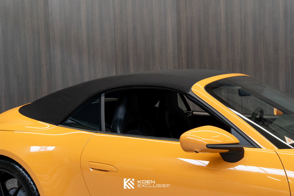 Porsche 992 Carrera GTS