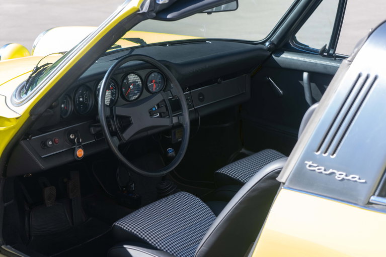 Porsche 911 T (US)
