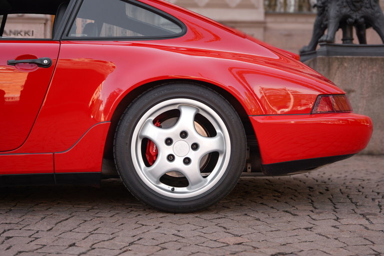 Porsche 964 Carrera 4