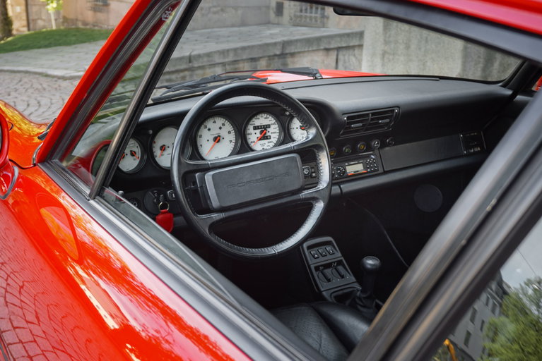 Porsche 964 Carrera 4