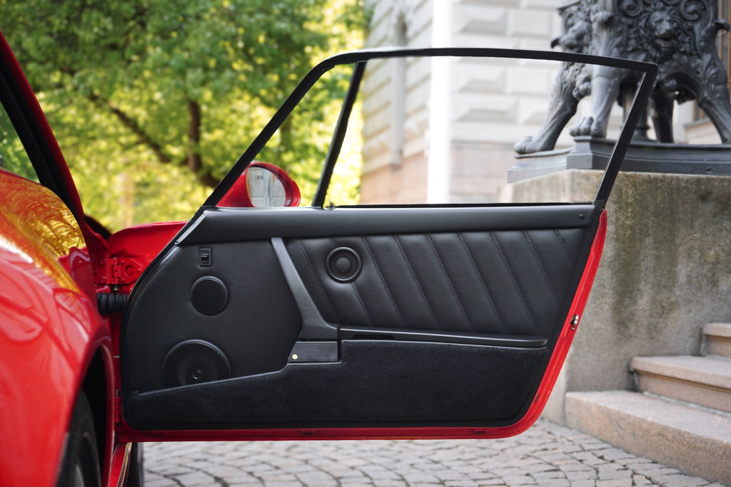 Porsche 964 Carrera 4