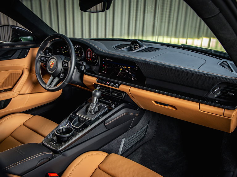Porsche 992 GT3 Touring