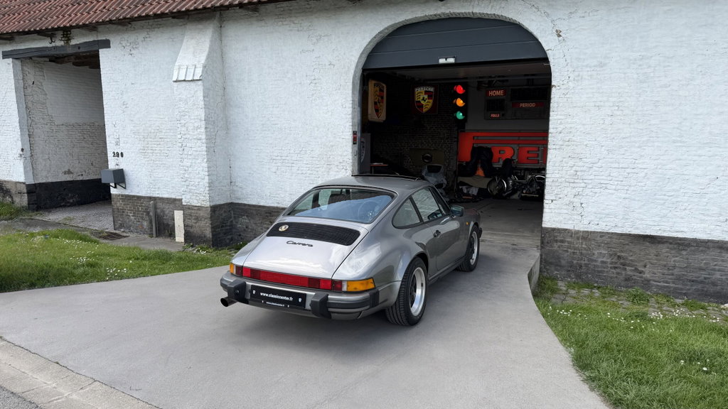 Porsche 911 Carrera 3.2