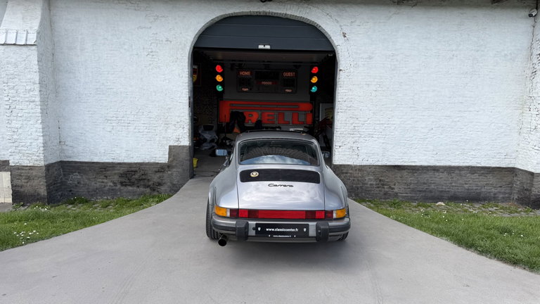 Porsche 911 Carrera 3.2