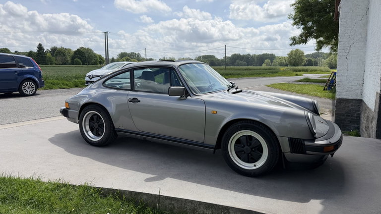 Porsche 911 Carrera 3.2
