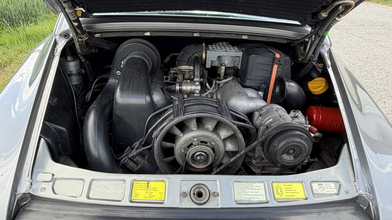 Porsche 911 Carrera 3.2