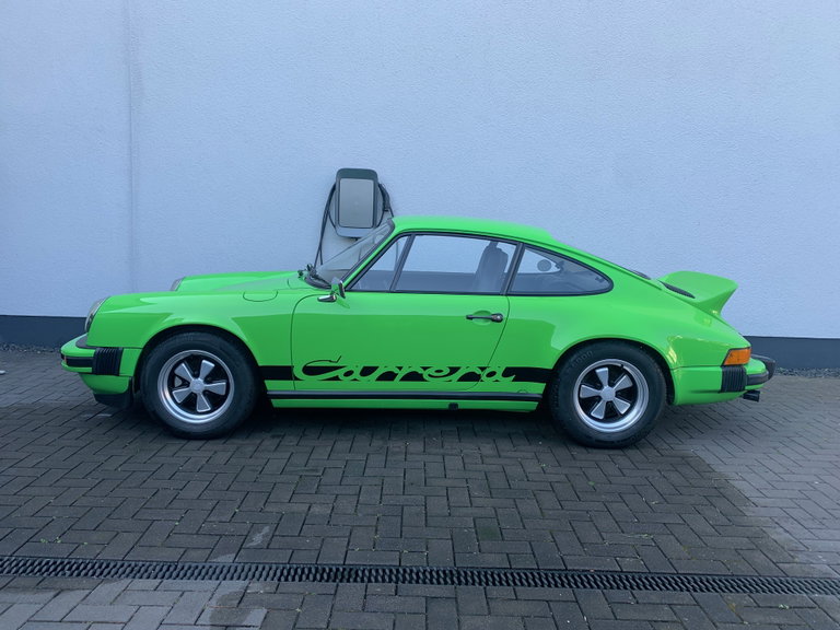 Porsche 911 Carrera 2.7