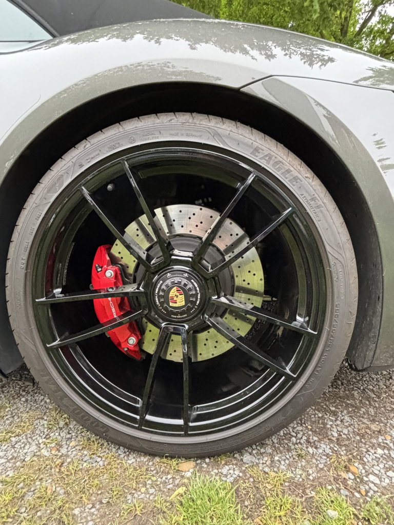 Porsche 992 Carrera GTS