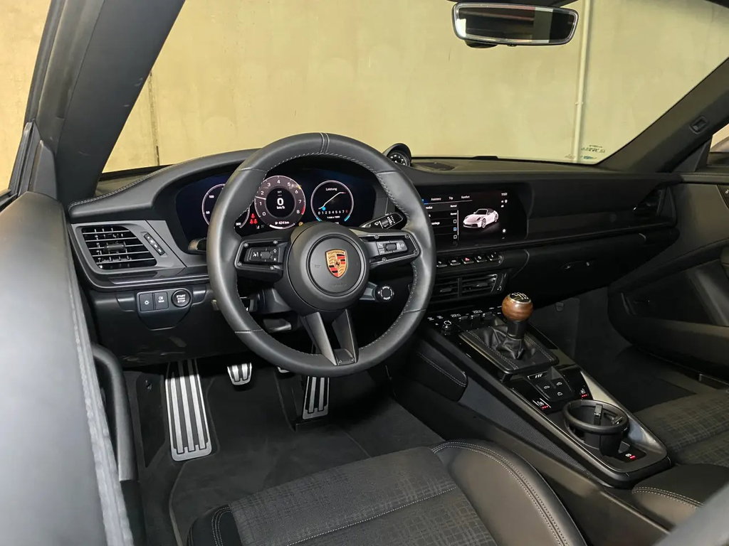 Porsche 992.2 Carrera T
