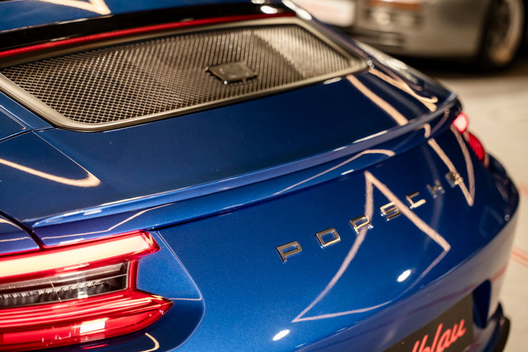 Porsche 991.2 GT3 Touring