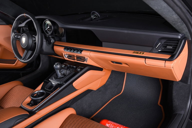 Porsche 911 S/T