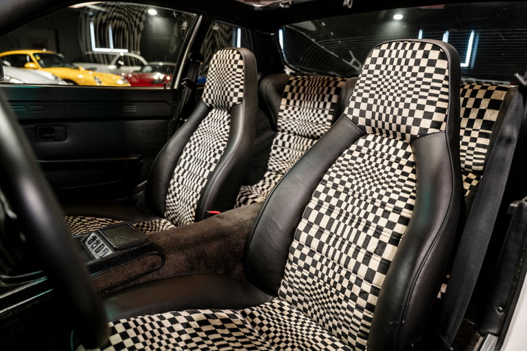Porsche 924 Turbo