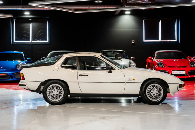 Porsche 924 Turbo