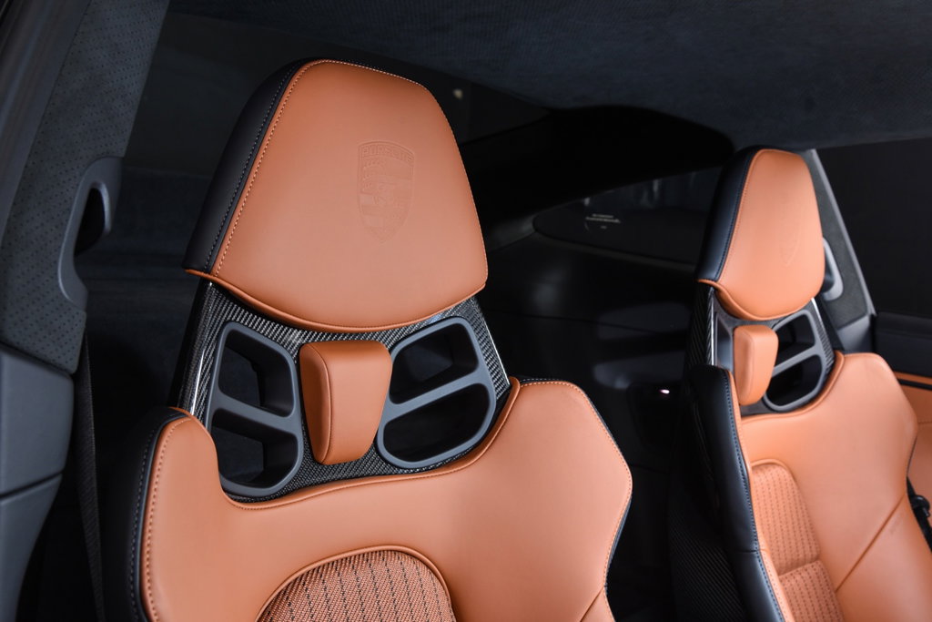 Porsche 911 S/T