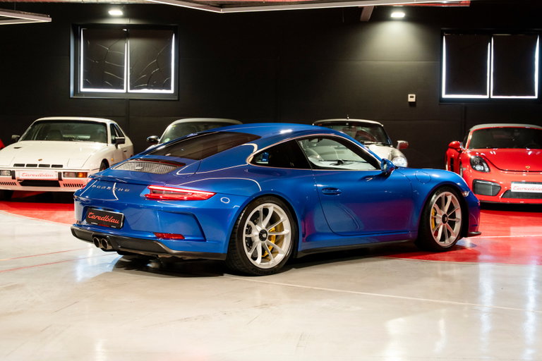 Porsche 991.2 GT3 Touring