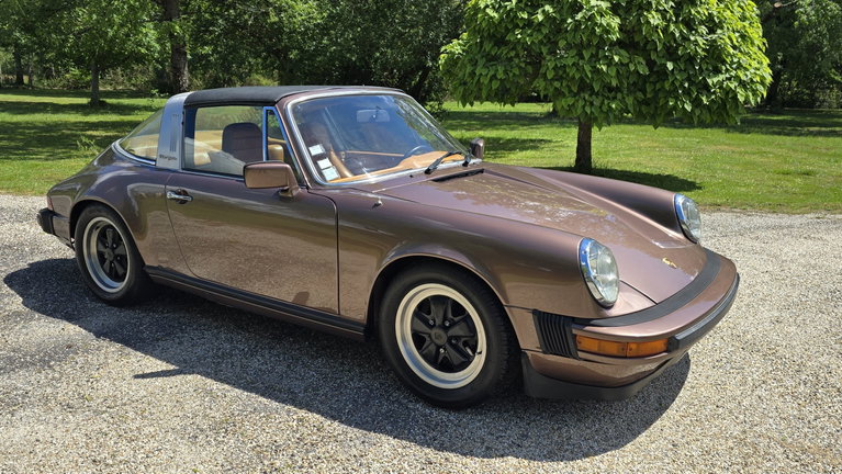 Porsche 911 Carrera 3.0