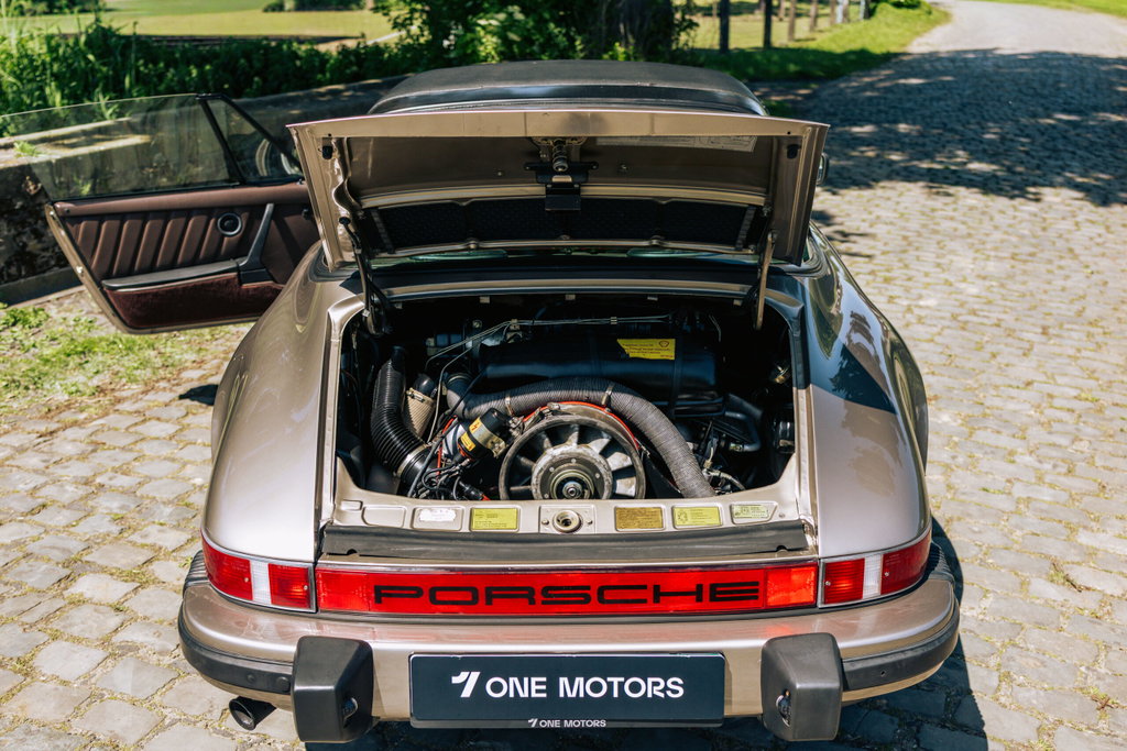 Porsche 911 SC (US)