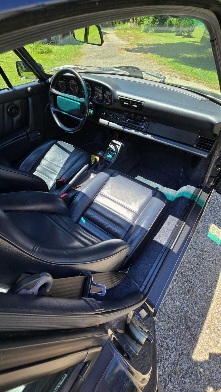 Porsche 964 Carrera 4