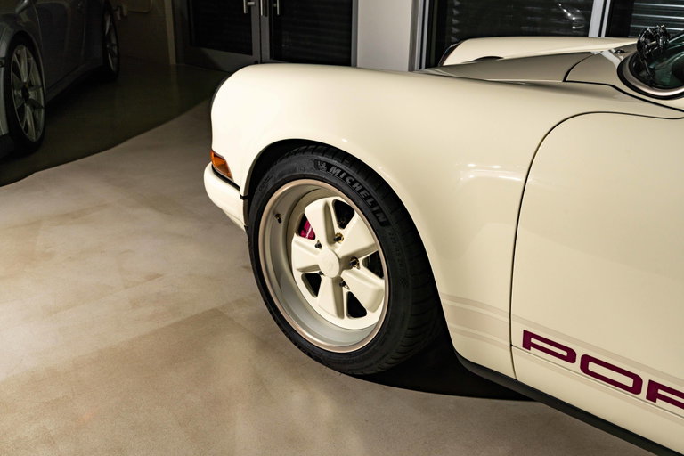 Porsche 911 Reimagined by Singer