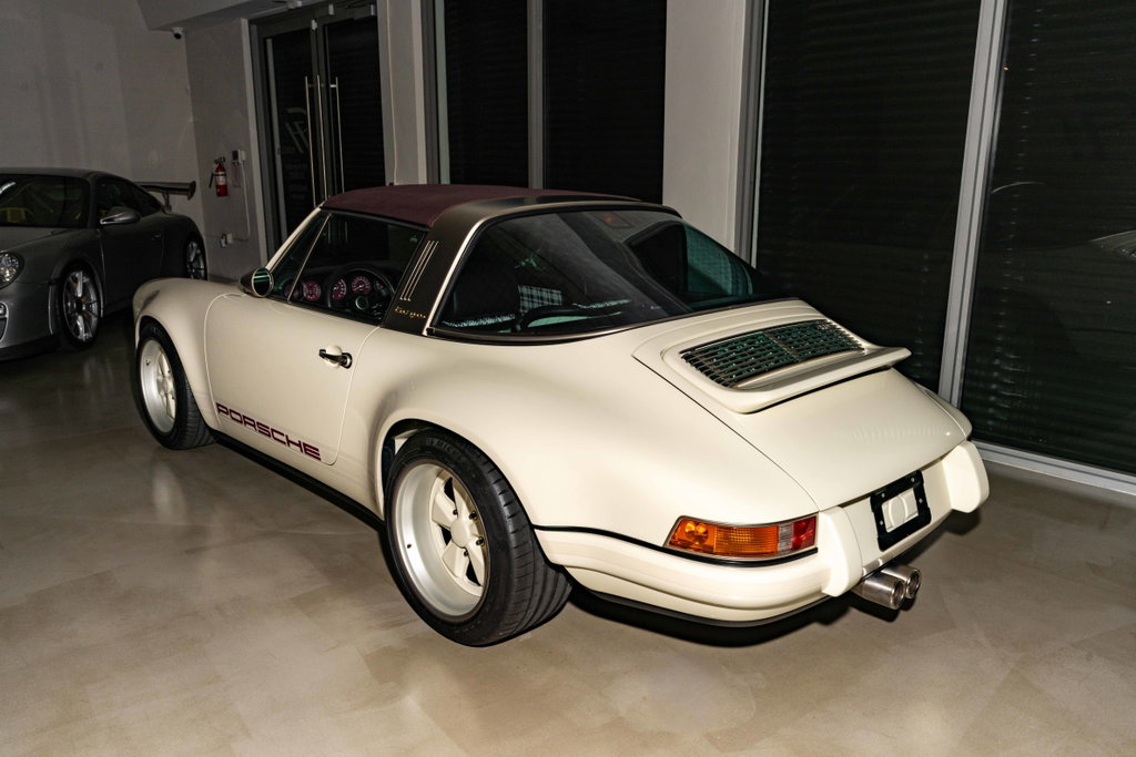 Porsche 911 Reimagined by Singer