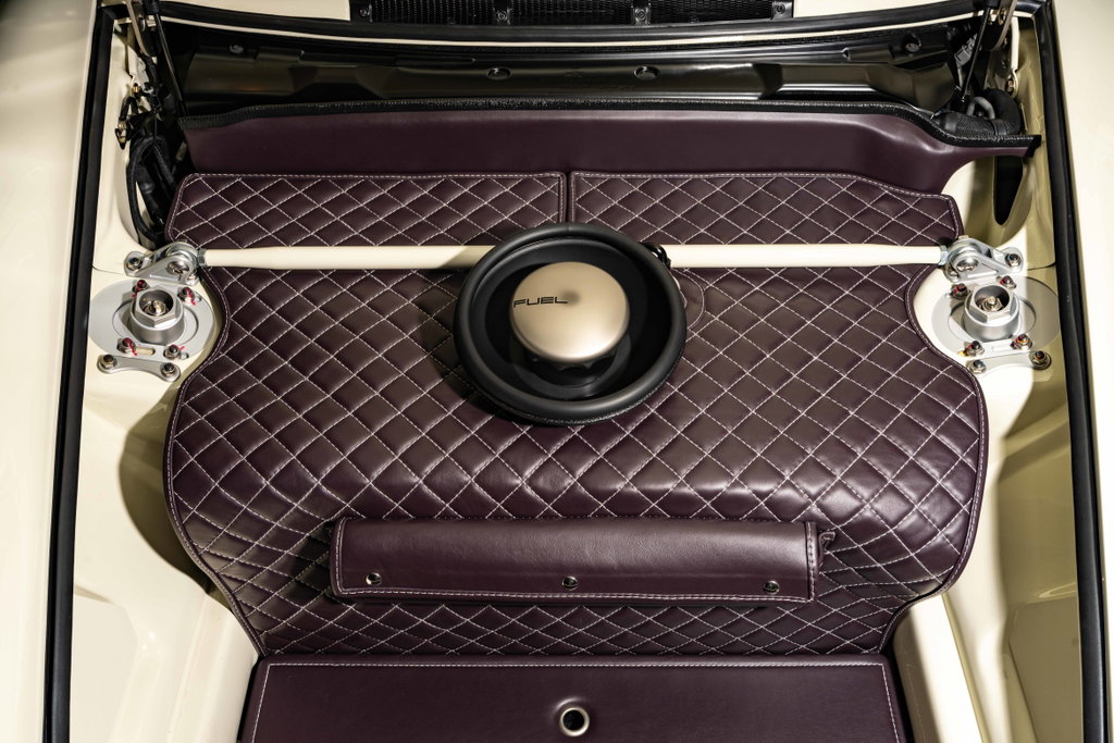Porsche 911 Reimagined by Singer