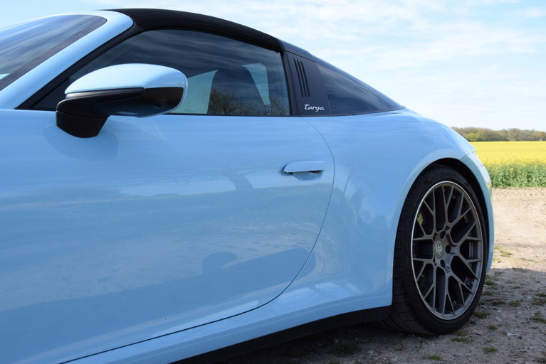 Porsche 992 Targa 4