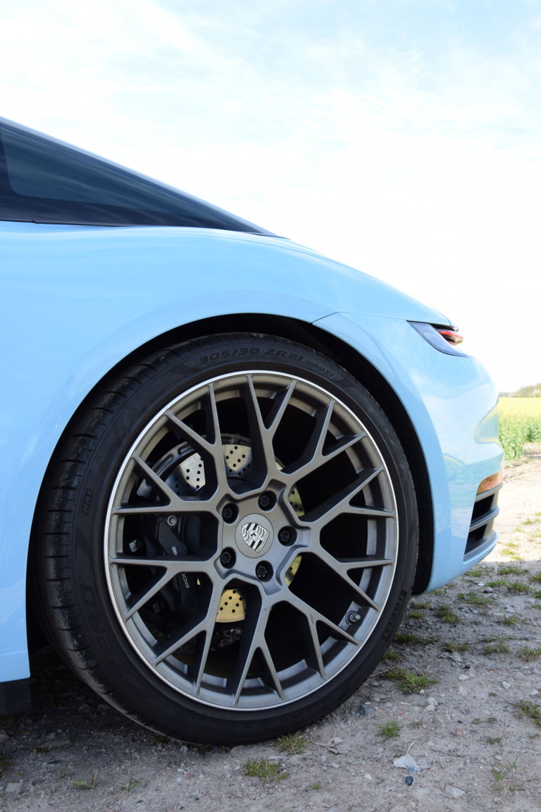 Porsche 992 Targa 4