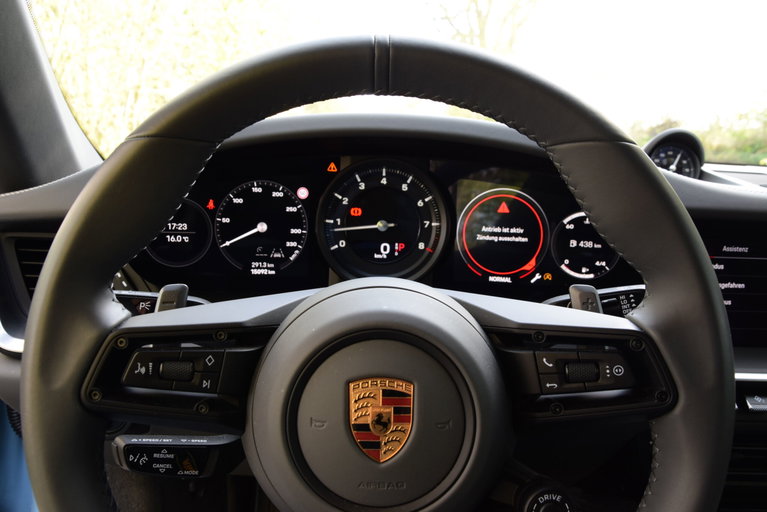 Porsche 992 Targa 4