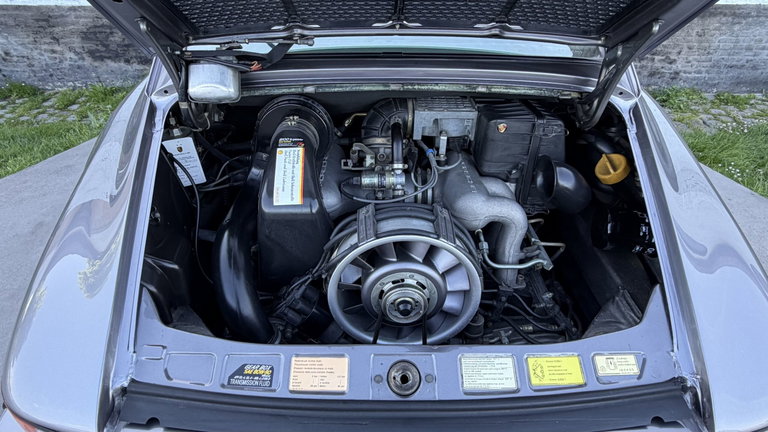 Porsche 911 Carrera 3.2