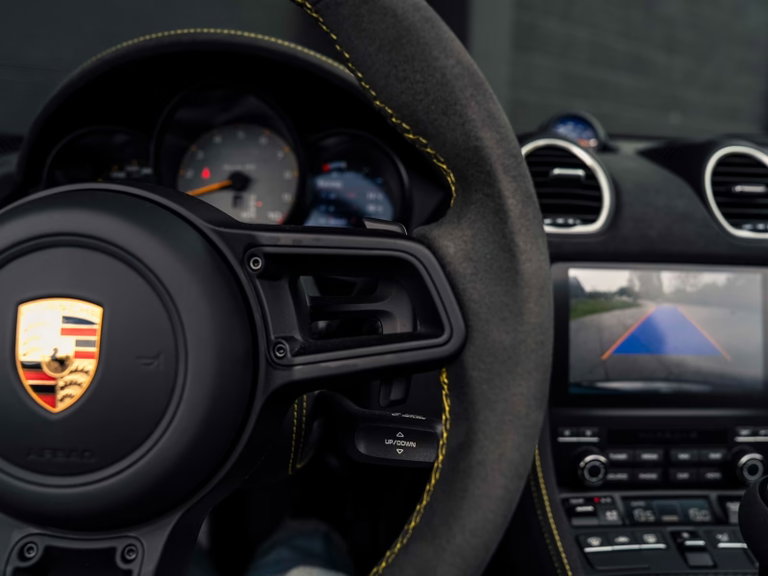 Porsche 718 Spyder RS