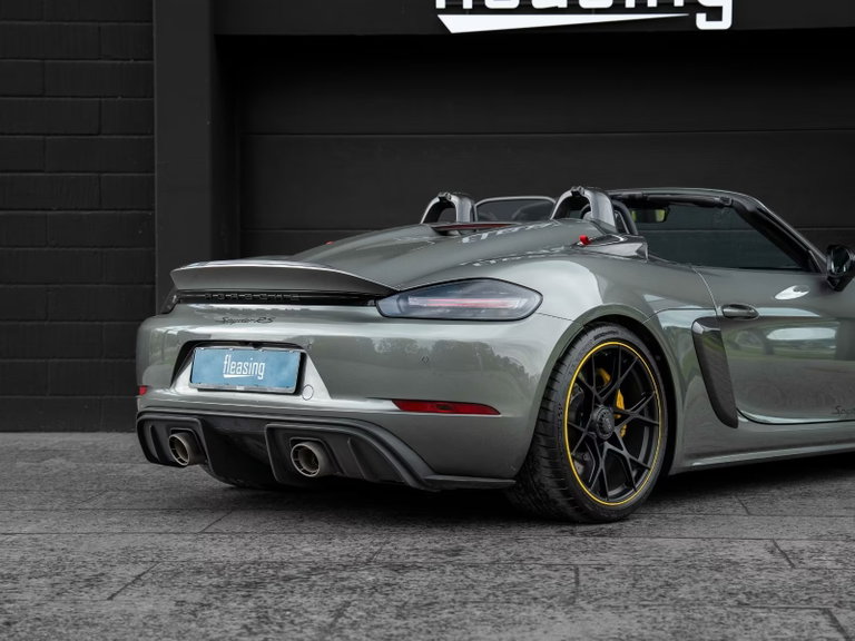 Porsche 718 Spyder RS