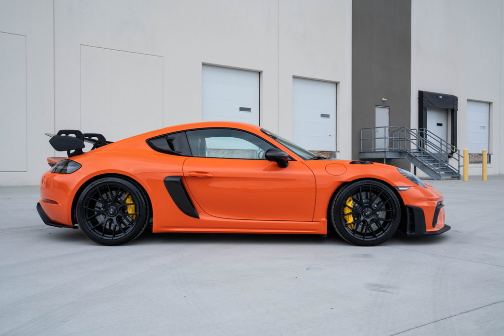 Porsche 718 Cayman GT4 RS