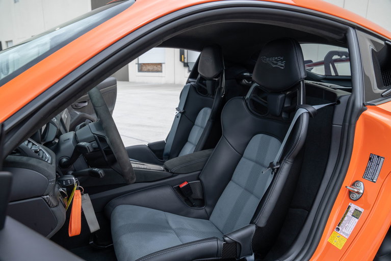 Porsche 718 Cayman GT4 RS