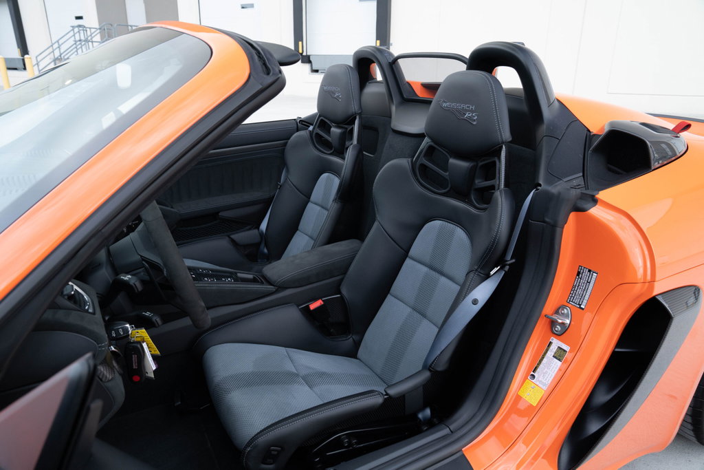Porsche 718 Spyder RS