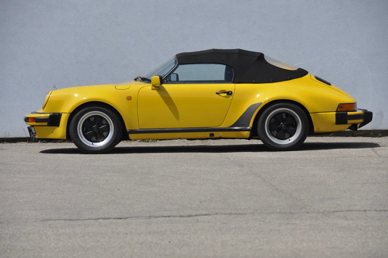 Porsche 911 Carrera 3.2 Speedster