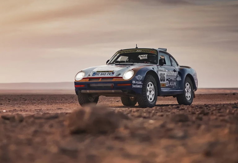 Porsche 959 Dakar Replica