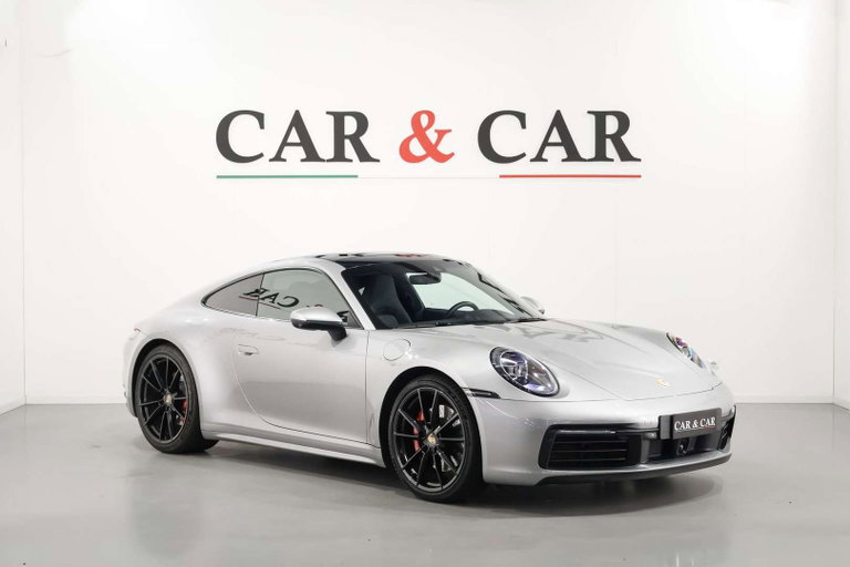 Porsche 992 Carrera 4S