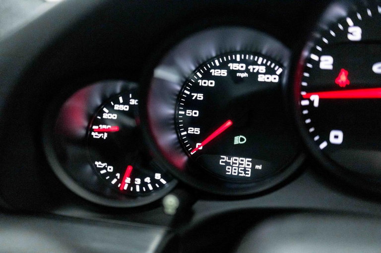 Porsche 991.2 Carrera GTS